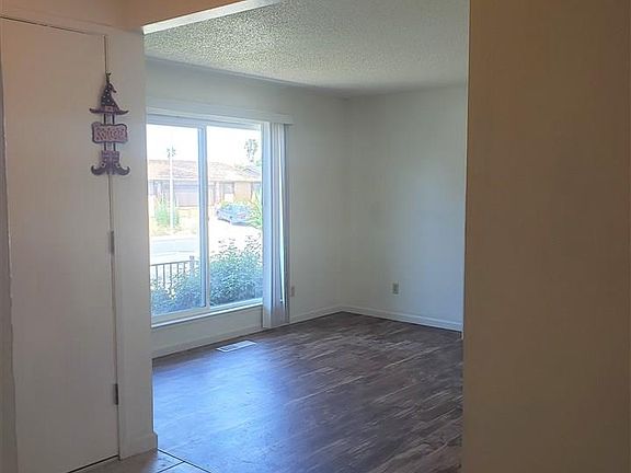 2nd image of 841 Birchwood Dr