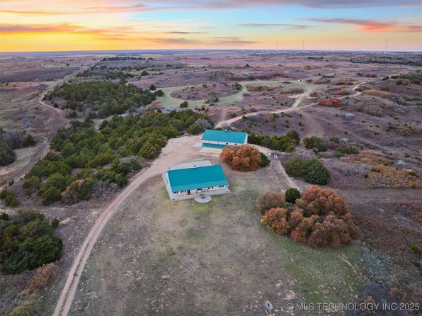 61995 SE County Rd, Shattuck, OK 73858