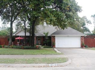 2503 Meadowview Dr, Corinth, TX 76210