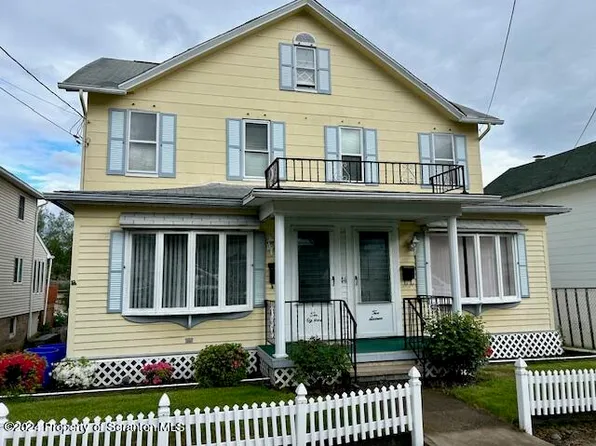 216-218 2nd St, Olyphant, PA 18447