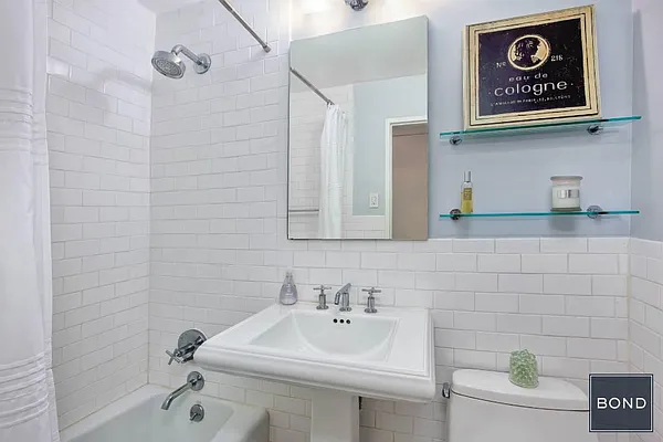 Sold by Bond New York | media 12