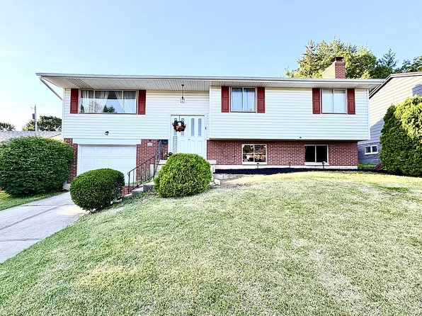 229 Blair Dr, Fairborn, OH 45324