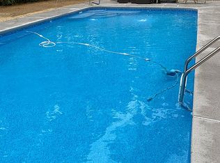 108 Chatsworth Rd, Savannah, GA 31410