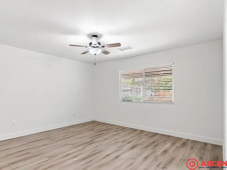 5905 Oneida Falls Dr — Photo 26