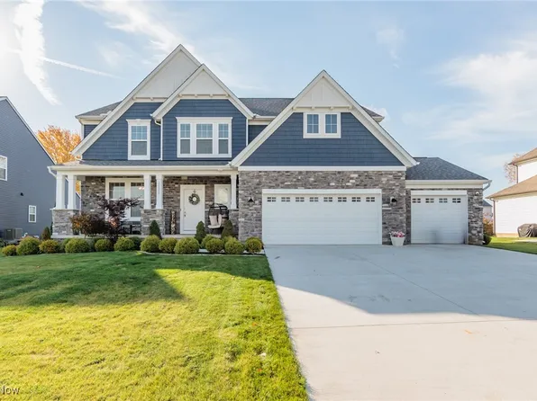 36569 Capri Ln, North Ridgeville, OH 44039