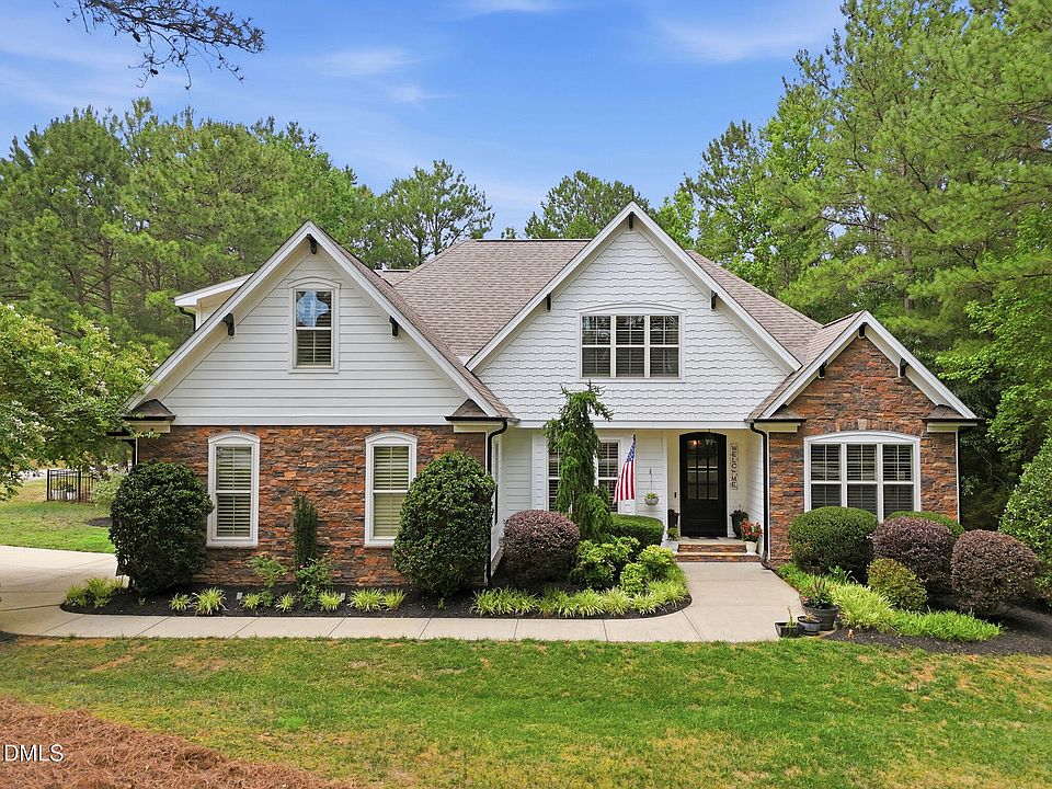 1st image of 60 Granite Dr