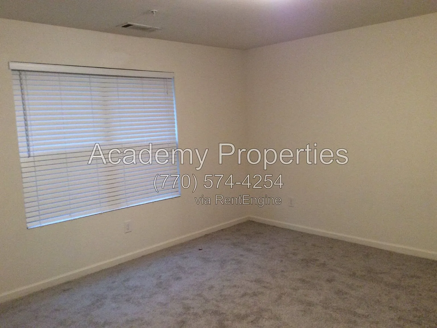 3 bed, 2.0 bath, 1491 sqft, $1,600 — Photo 4
