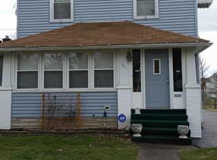 487 Tenney Ave, Campbell, OH