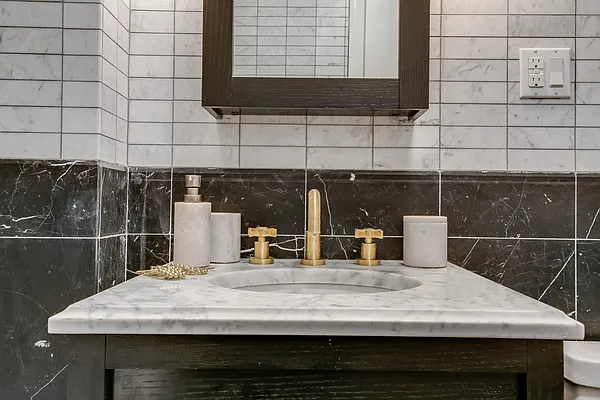 Rented by Mishkan Group | media 40