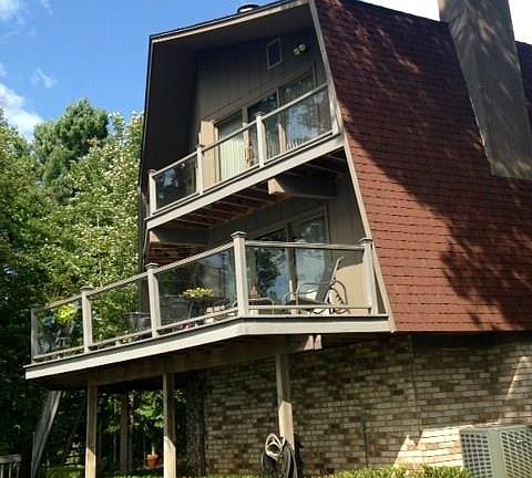 3rd image of 2200 Birchview Dr