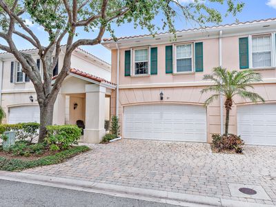 31 Oakland Court, Tequesta, FL, 33469