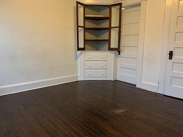 769 Brewster St — Photo 10