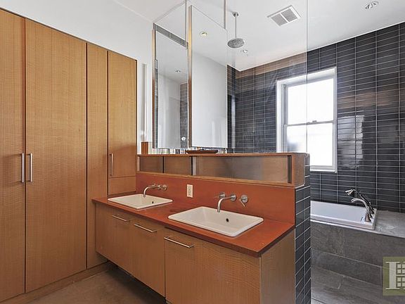 5th image of 457 W 140th St