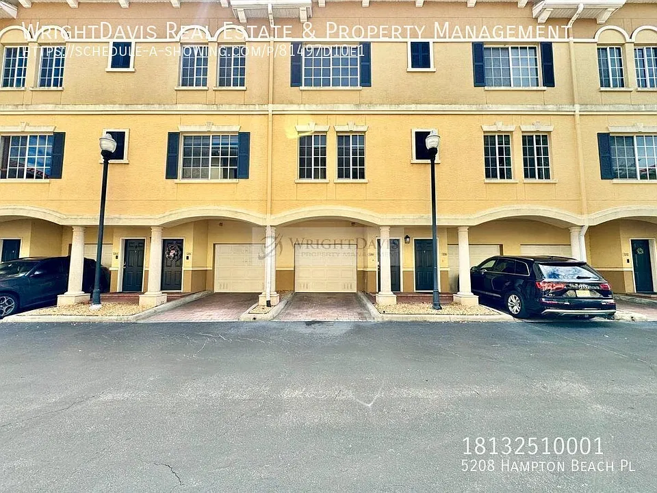 5208 Hampton Beach Pl