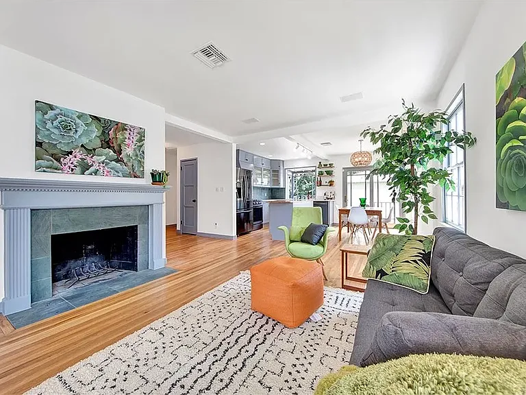 4941 Coolidge Ave — Photo 11