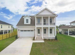 117 W 4th St, Long Beach, MS 39560