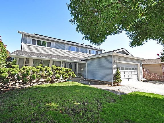 2nd image of 1175 Crespi Dr