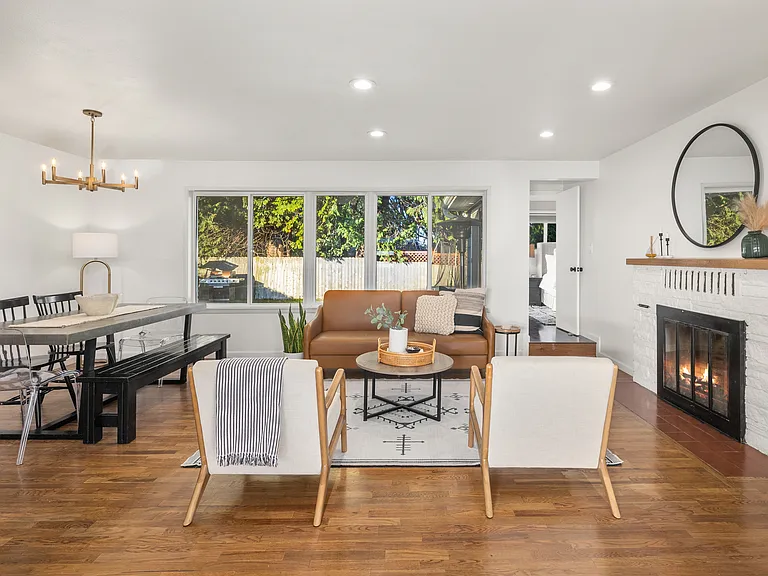 9703 214th Pl SW — Photo 2