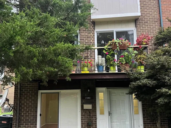 2340 Sun Valley Cir #2, Silver Spring, MD 20906