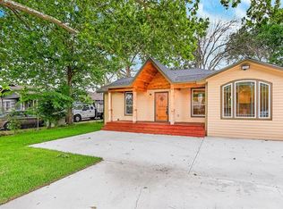 1106 Charles Rd, Houston, TX 77076