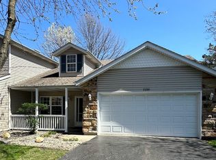 2250 Ramblewood Dr, Highland, IN 46322