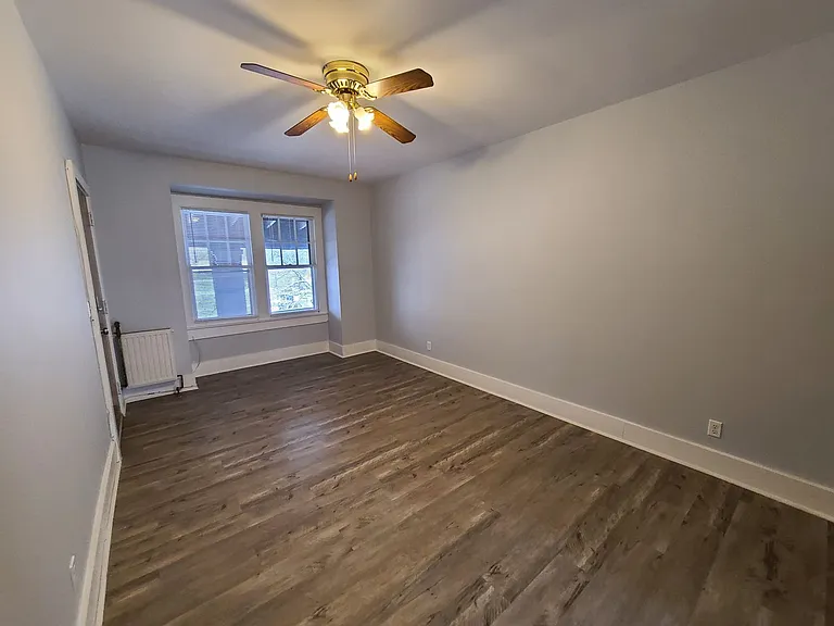 593 Park Ave — Photo 11