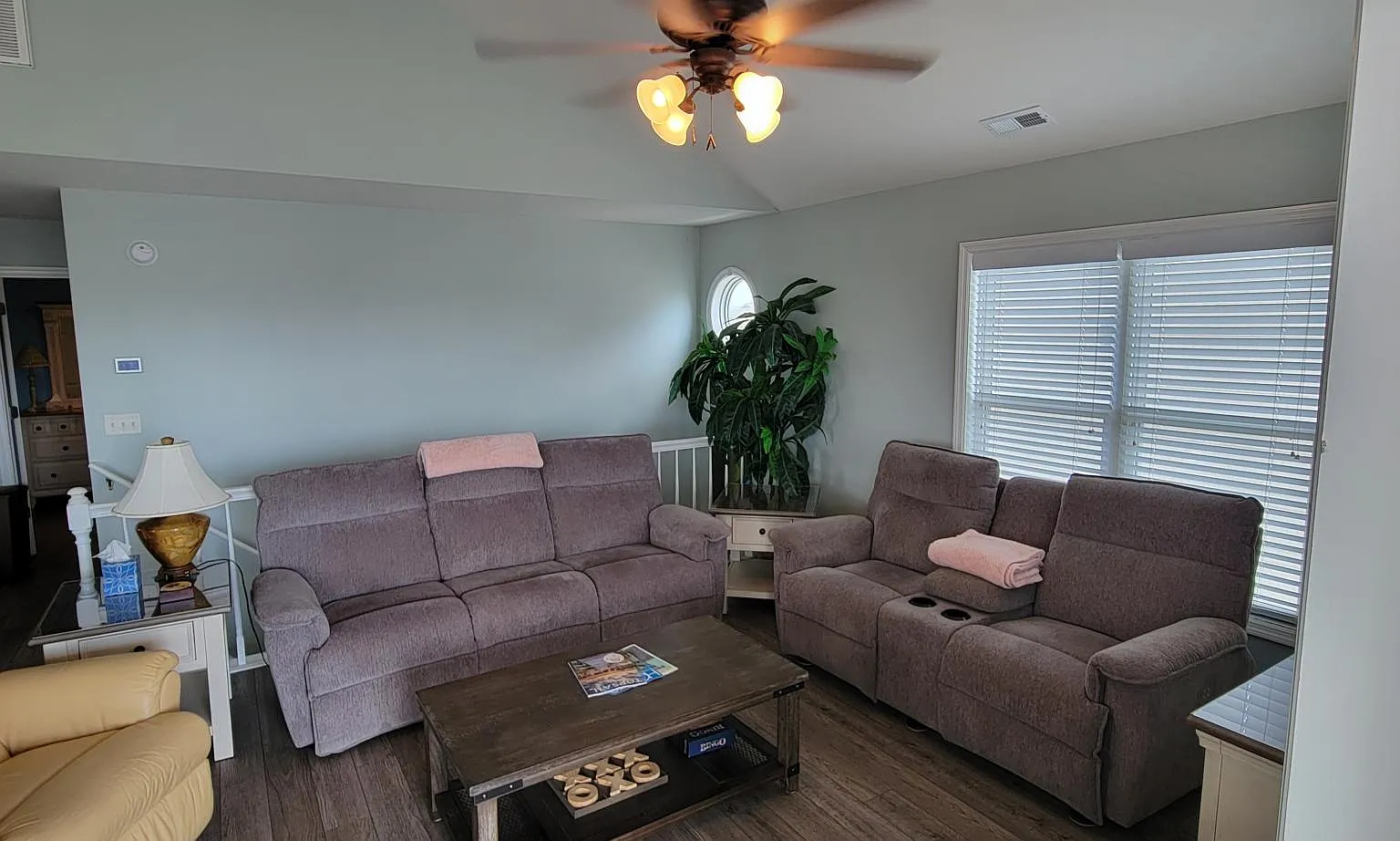4 bed, 1536 sqft, $3,100 — Photo 3