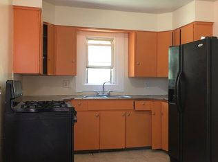 1536 Roosevelt St, Gary, IN 46404