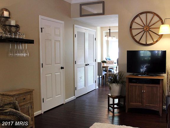 3rd image of 12431 Selkirk Cir