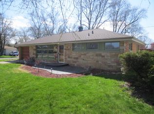 925 Vale St, Bloomington, IL 61701