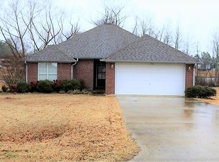 596 Pulltight Rd, Saltillo, MS 38866