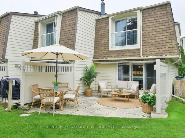 4 Paradise Blvd #5, Ramara, ON L0K 1B0