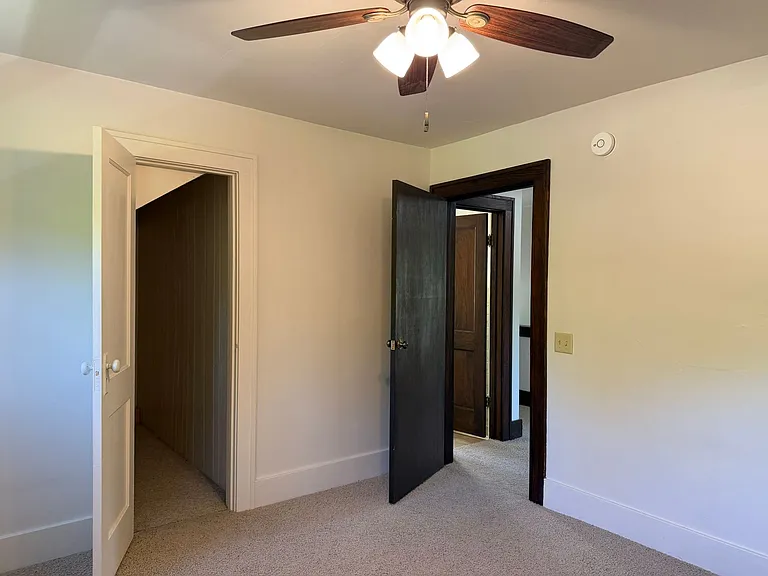 131 S Main St — Photo 19