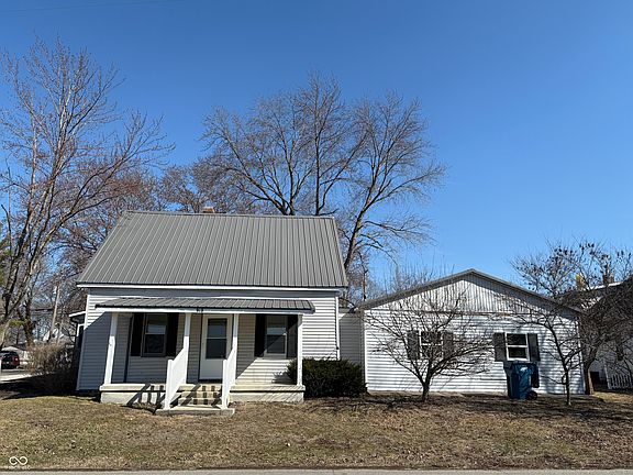 3rd image of 918 2nd St