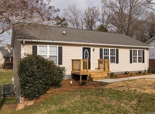873 Pineridge Pl SE, Concord, NC 28025