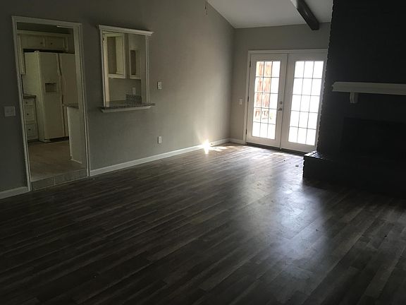 4th image of 5146 Santrey Dr