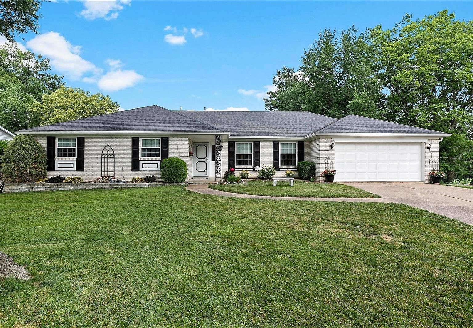 340 Fredericksburg Dr, Belleville, IL 62223 Zillow