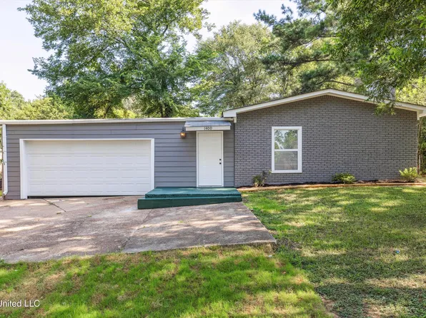 1400 Staunton Dr, Southaven, MS 38671