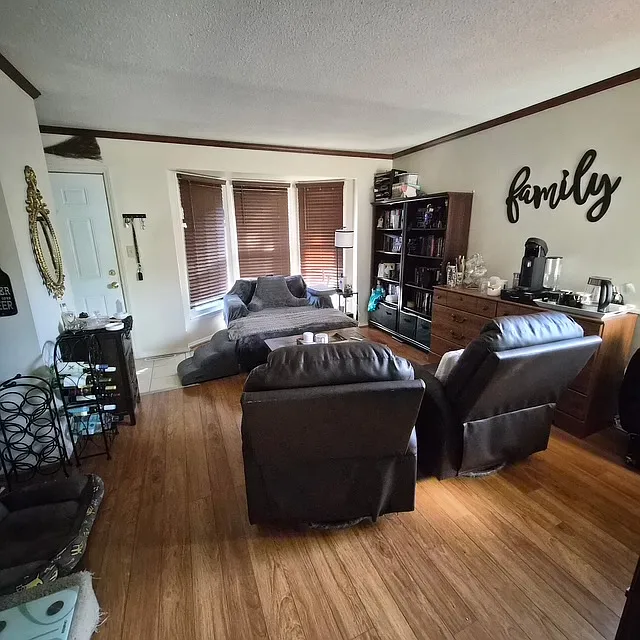 3 bed, 1500 sqft, $1,795 — Photo 2