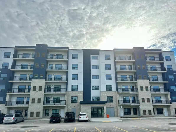 3320 Stella Cres #212, Windsor, ON N8T 3R8