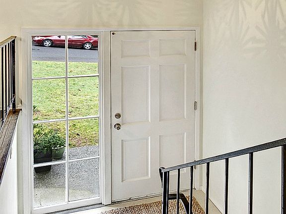 3rd image of 14612 SE 16th Pl