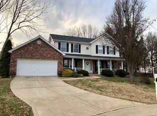 635 Green Tree Meadows Dr, Lake Saint Louis, MO 63367