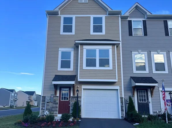 61 Zander Rd, Inwood, WV