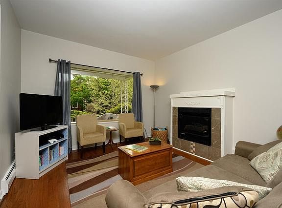 5th image of 1121 S Oak Park Ave APT 2