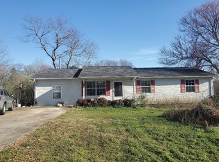 4640 Strickland Rd, Flowery Branch, GA 30542