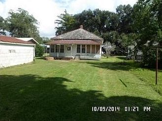 2nd image of 104 S Mabel St