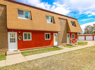 139 Riverside Park Rd APT 5, Bismarck, ND 58504