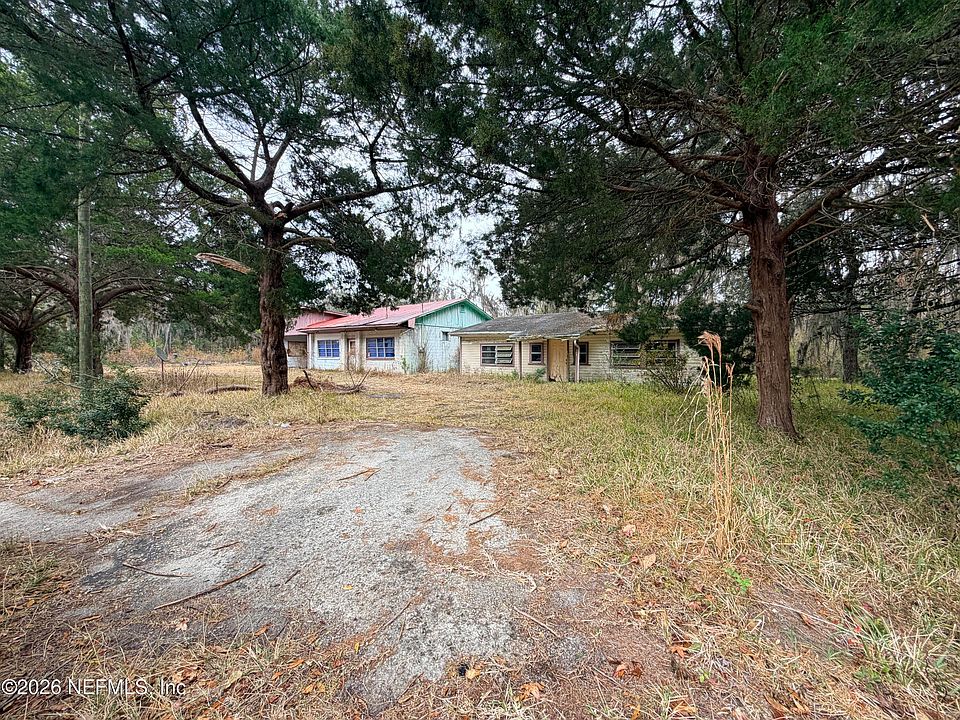 1st image of 435 W RIVER Road