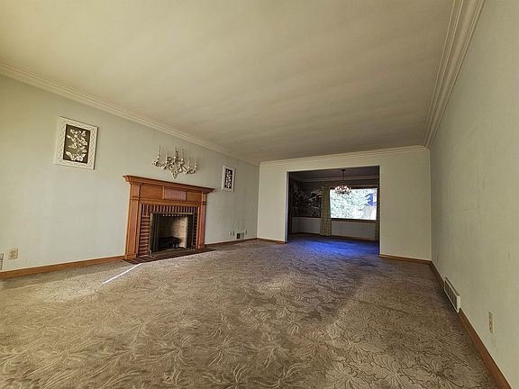 2nd image of 1024 Parkwood Ave