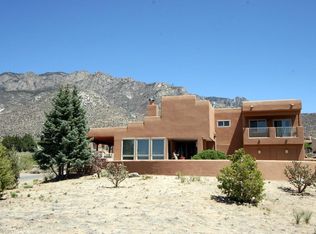 626 Black Hawk Dr NE, Albuquerque, NM 87122